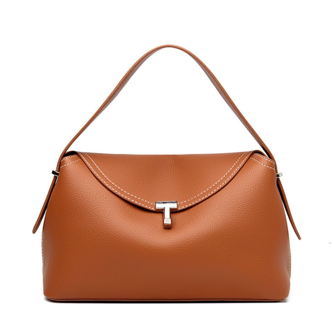 Muse éternelle | 215/003